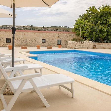 Vivere Gli Iblei - Maison En Plain Air Ragusa Exteriör bild