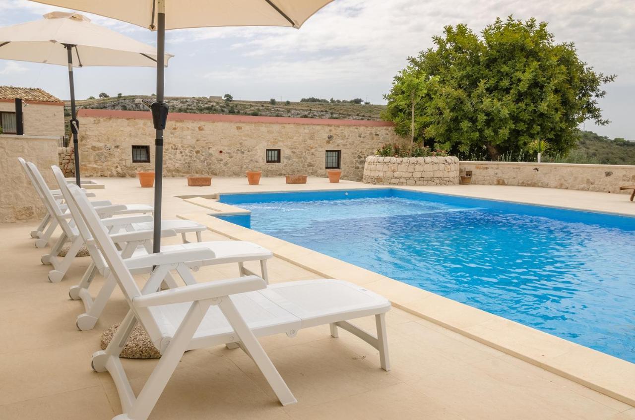 Vivere Gli Iblei - Maison En Plain Air Ragusa Exteriör bild