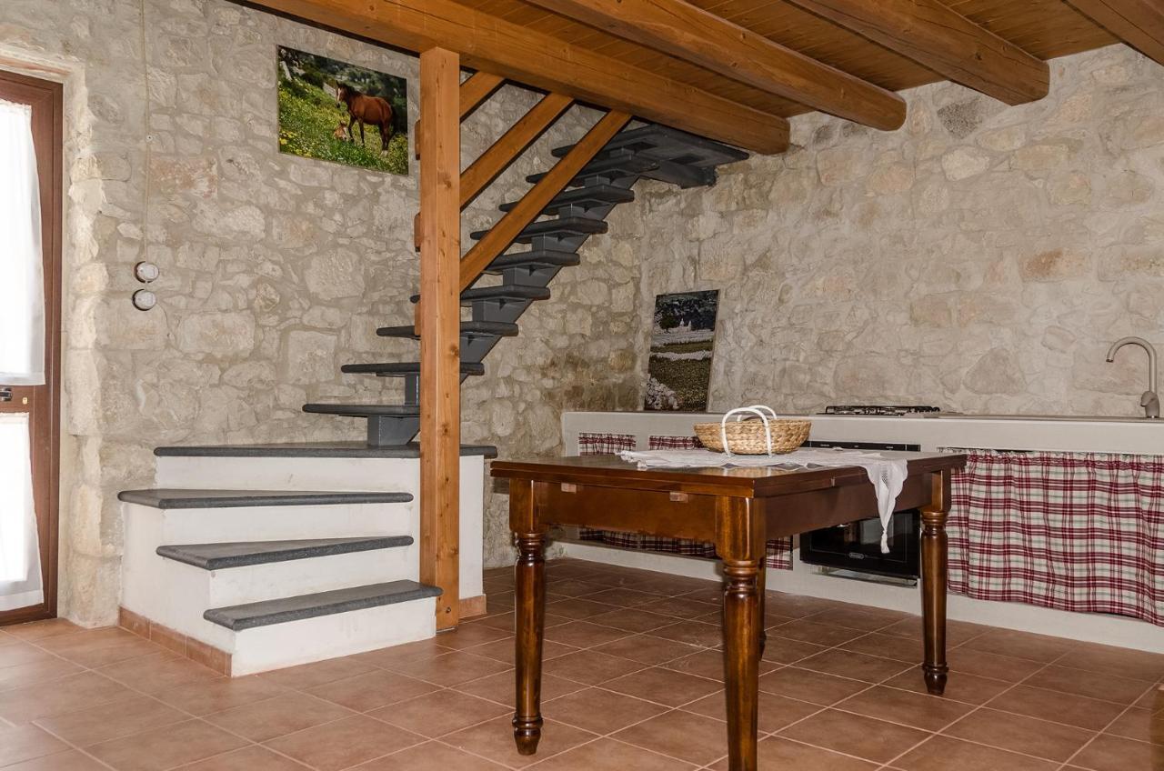 Vivere Gli Iblei - Maison En Plain Air Ragusa Exteriör bild