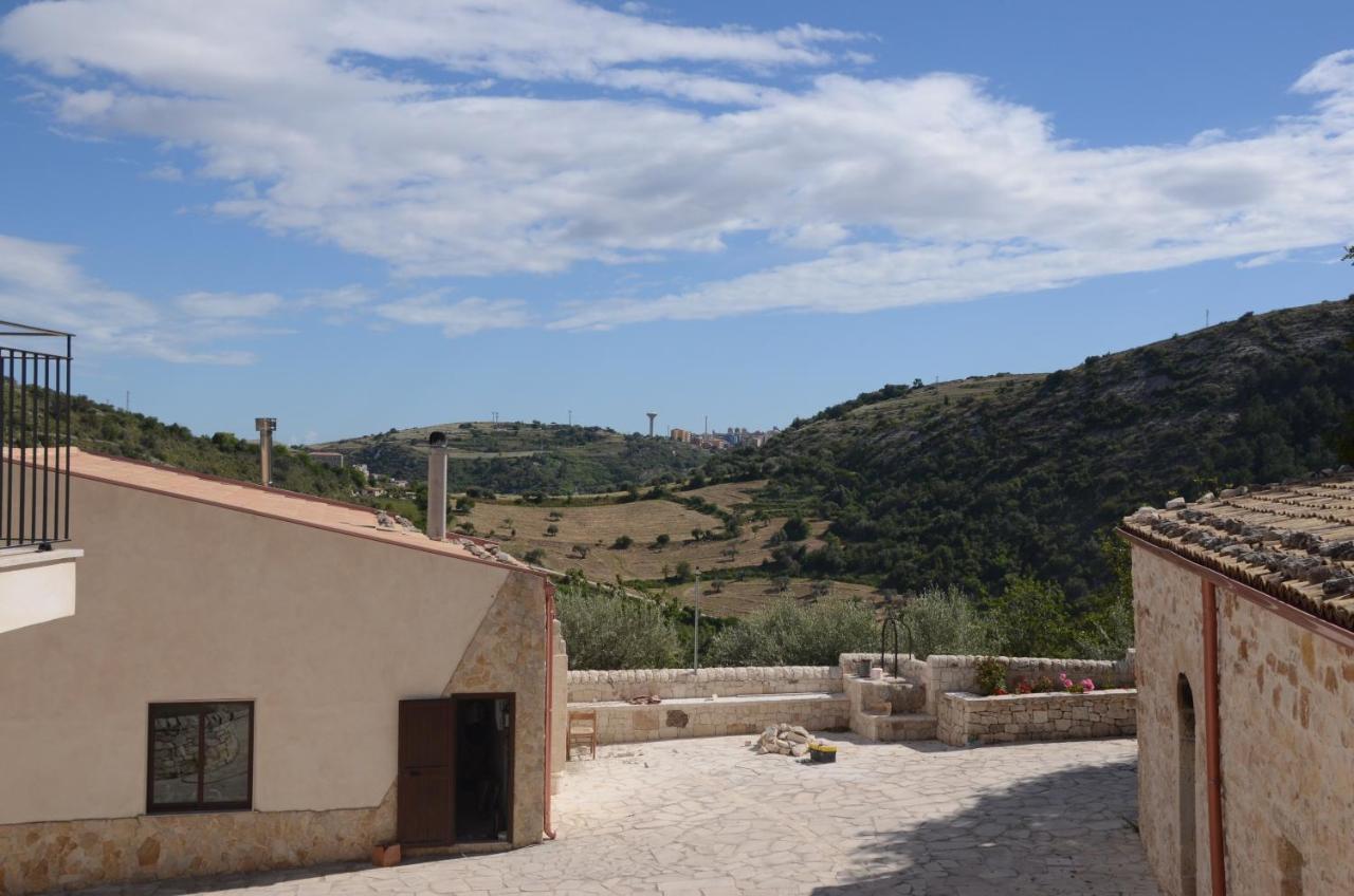 Vivere Gli Iblei - Maison En Plain Air Ragusa Exteriör bild
